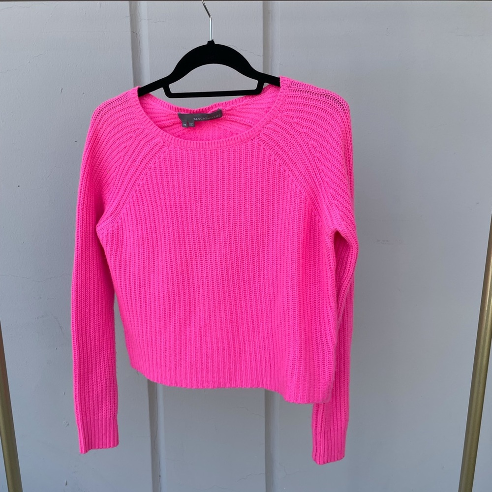360 Cashmere hot pink sweater size xs